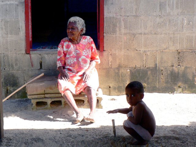 42- La mere de Sala et son fils 
